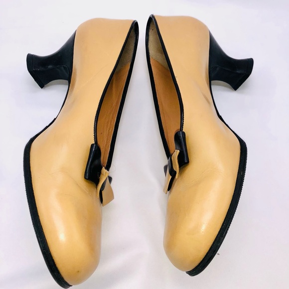 Rare Peter Fox tan vintage leather pumps with bow- Size 10 - Picture 7 of 8